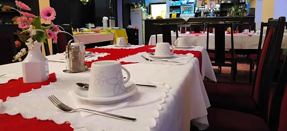 Hotel CB Royal
