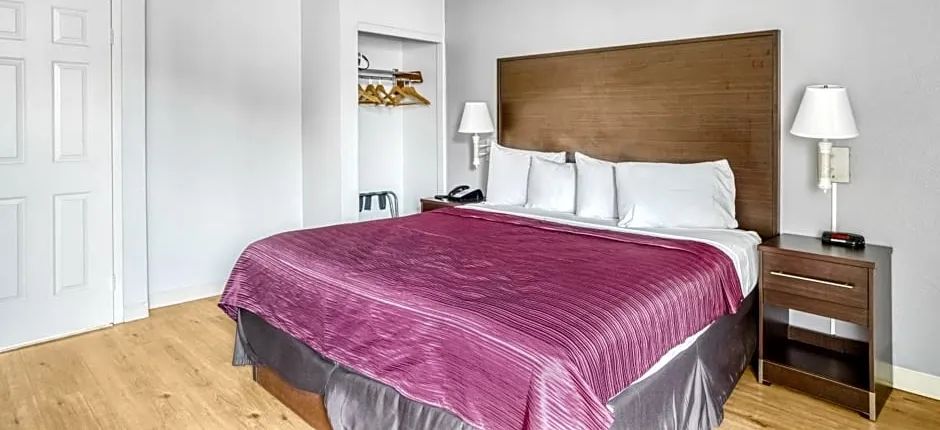 OYO Hotel Burlington South