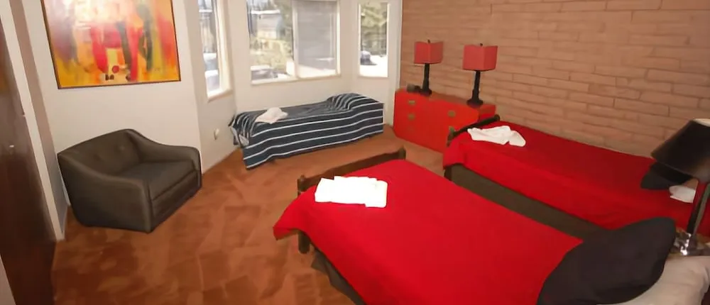 439 Ala Wai 136 3 Bedroom Condo by RedAwning