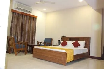 Hotel StayEasy Majestic