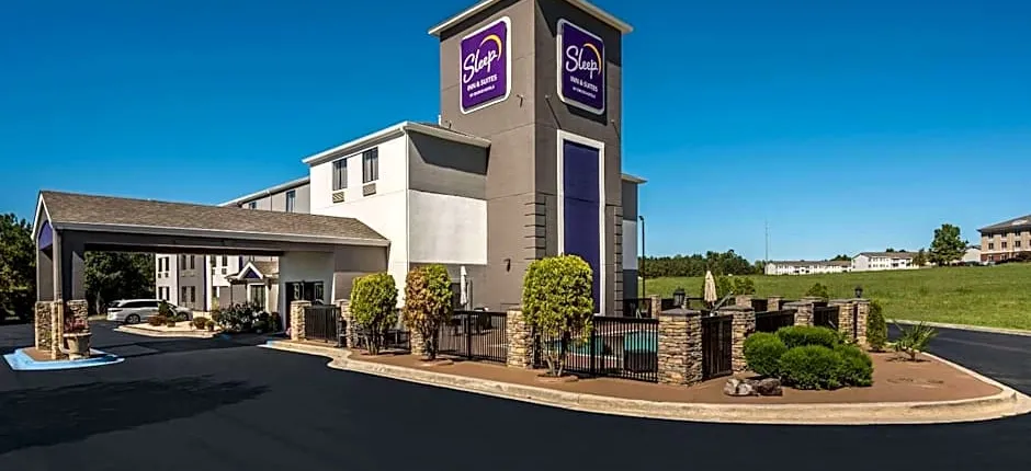 Sleep Inn & Suites