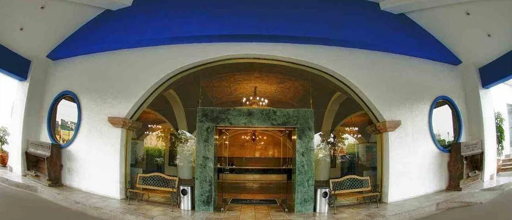 Gran Plaza Hotel & Convention Center