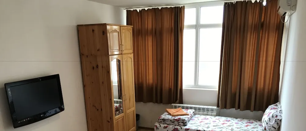 Apartment Oribildings