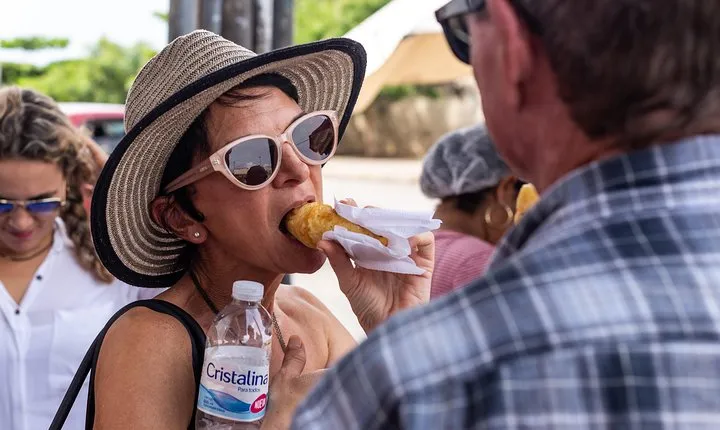 Street food tour with Julie