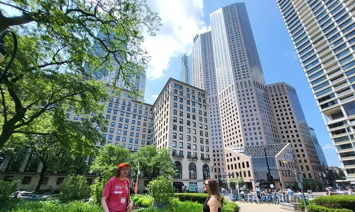 Magnificent Mile Tour With Optional 360 Chicago Upgrade