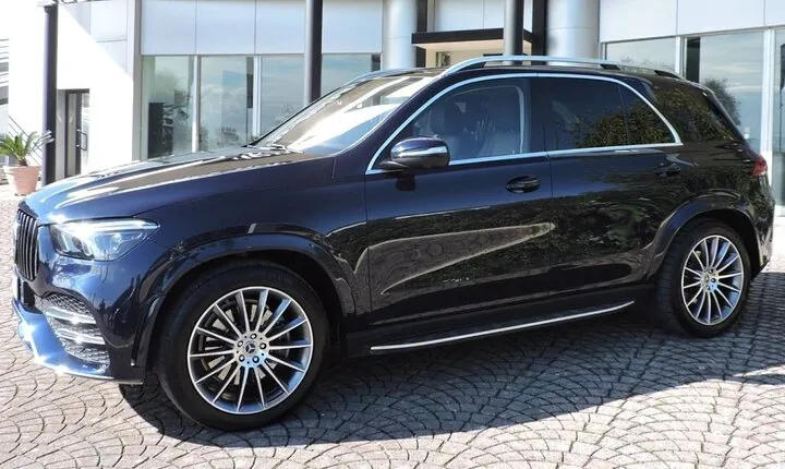 transport from MILAN TO MALPENSA AIRPORT (MXP) SUV MERCEDES GLE