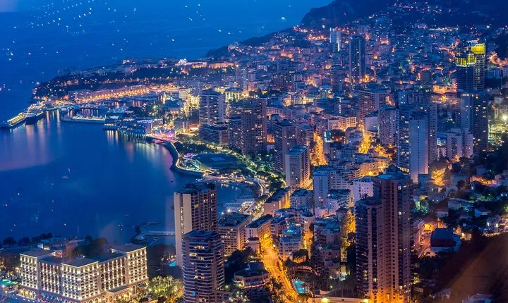 Monaco and Monte-Carlo by Night with Private Driver/Guide