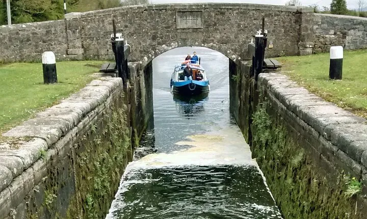 Digby Lock Cruise - Mid Week