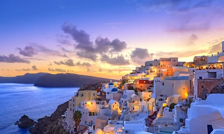 Full-Day Private Tour of Santorini Caldera & The Most Famous Sightseeing
