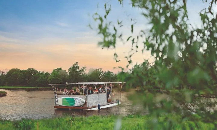Private BBQ Cruise Tour at Lake Paterswoldsemeer With Drinks