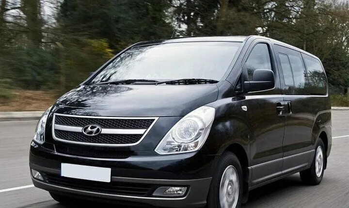 Private Van Transfer From Phnom Penh to Siem Reap