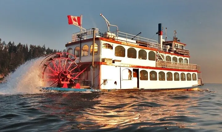 Vancouver Sightseeing Cruise with LUNCH BOX INCLUDED