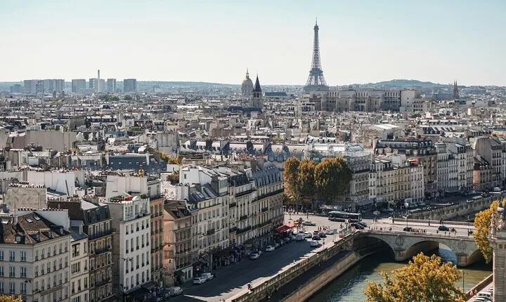 Private 3 Hour Walking Tour in Paris