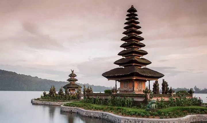 Private Tour: Jatiluwih Rice Terraces - Ulun Danu Temple - Bayumala Waterfalls