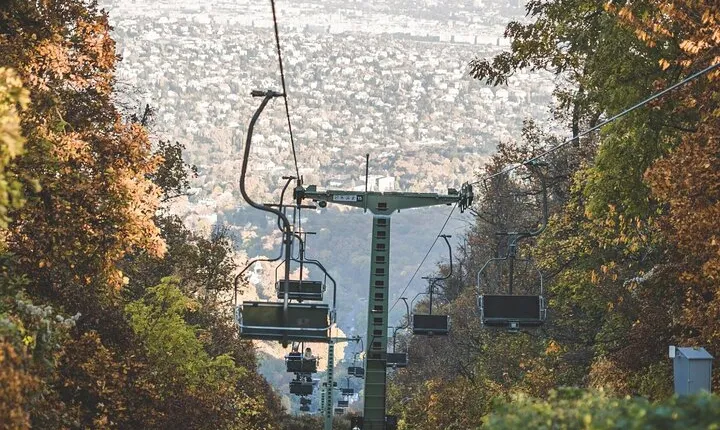 Chairlift to the highest point of the city
