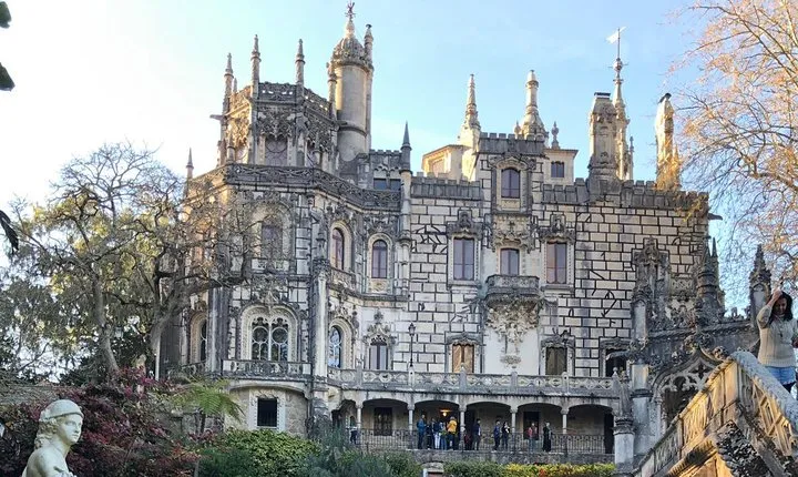 Quick visit to Sintra town from Lisbon Private Tour - Half day