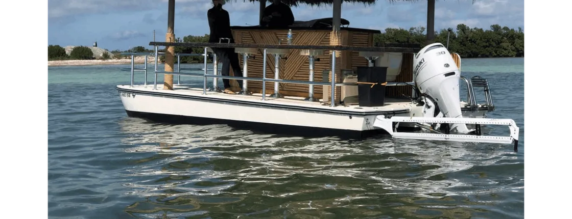Private sandbar Tiki Bar cruise in Key West