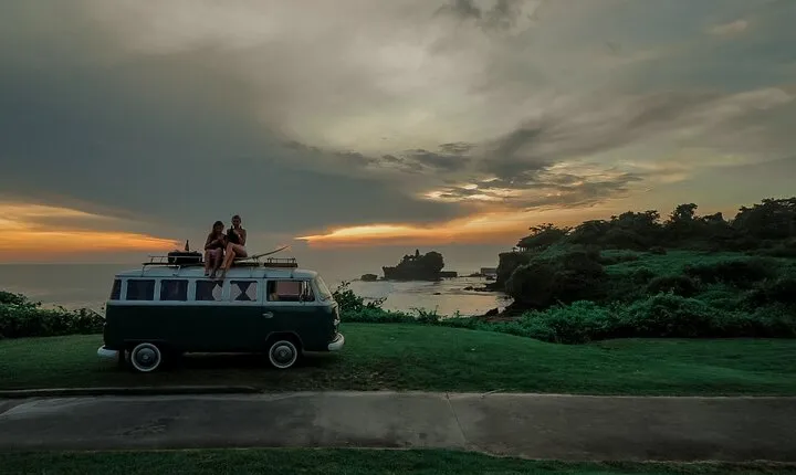 Sunset or Sunrise Picnic Private Tour with VW Combie Classic