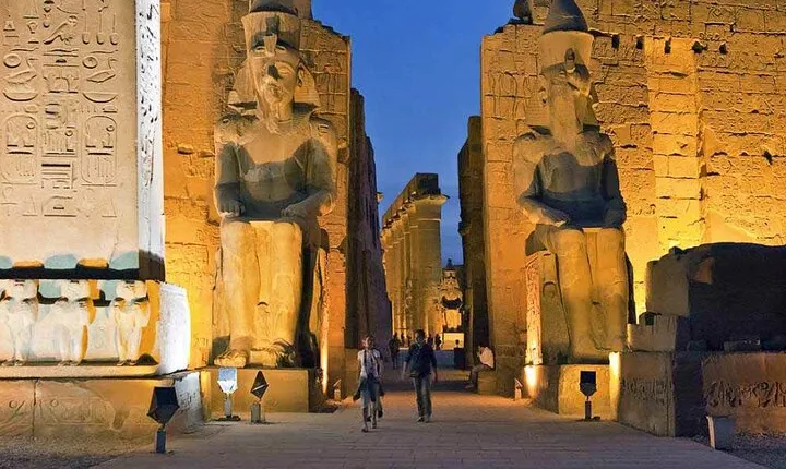Valley of Kings with Professional Guide Small-Group from Hurghada