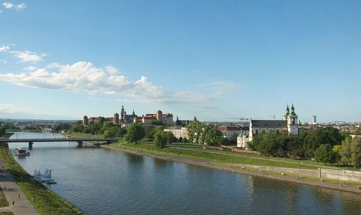 Cruise Along Vistula and Tour Former Plaszow with Guide