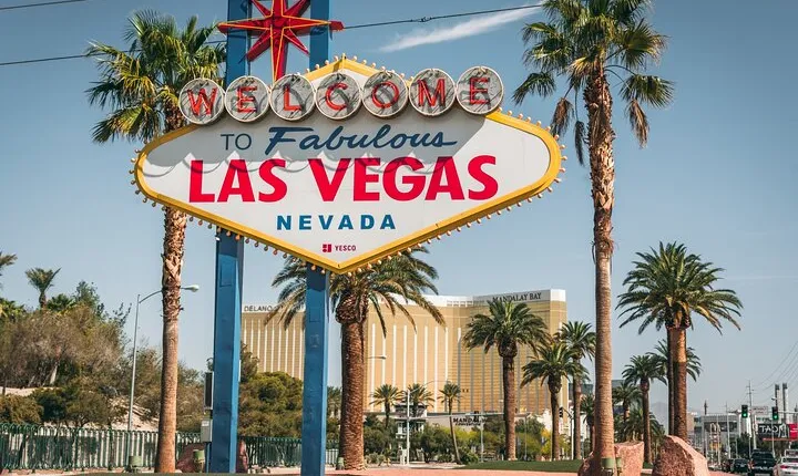 Downtown Las Vegas Fremont Street Experience Private Tour