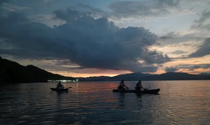 Double Kayak Bioluminescence Tour in Costa Rica