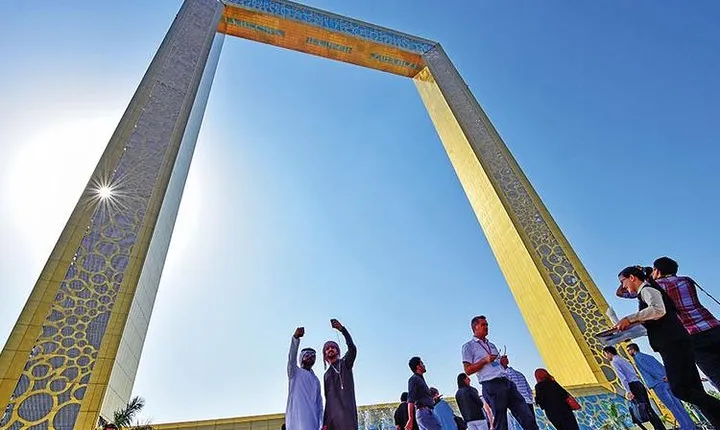 Dubai Frame Ticket with Private Hotel Pickup and Drop off