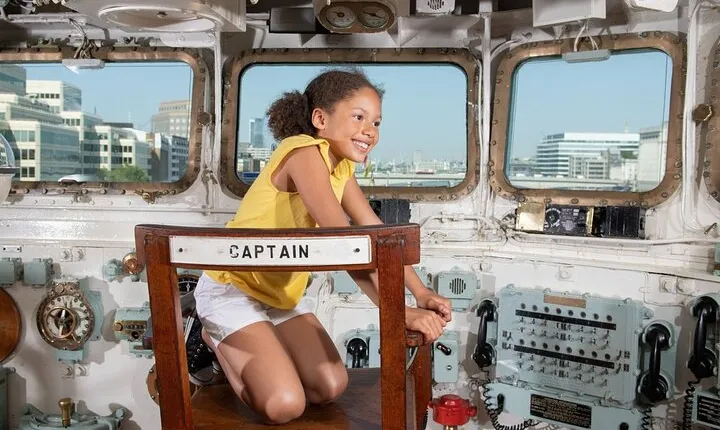 London: HMS Belfast Ticket & South Bank Highlights Audio Tour