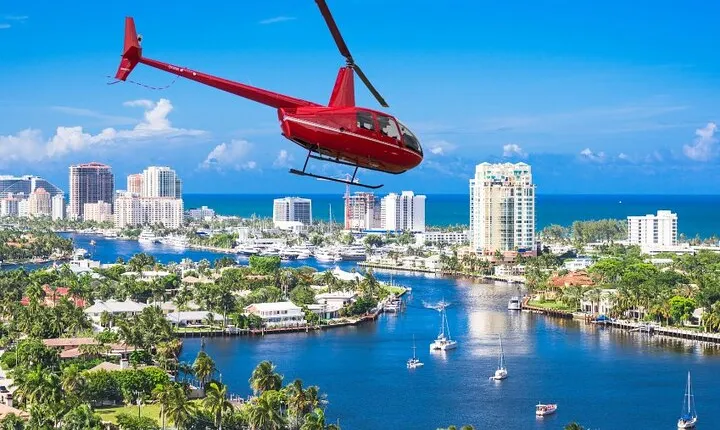 1 Hour Luxury Miami Private Helicopter Tour