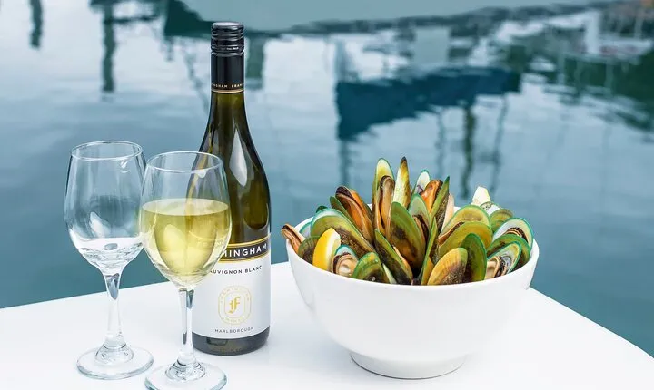 Marlborough Sounds Greenshell Mussel Tasting Cruise