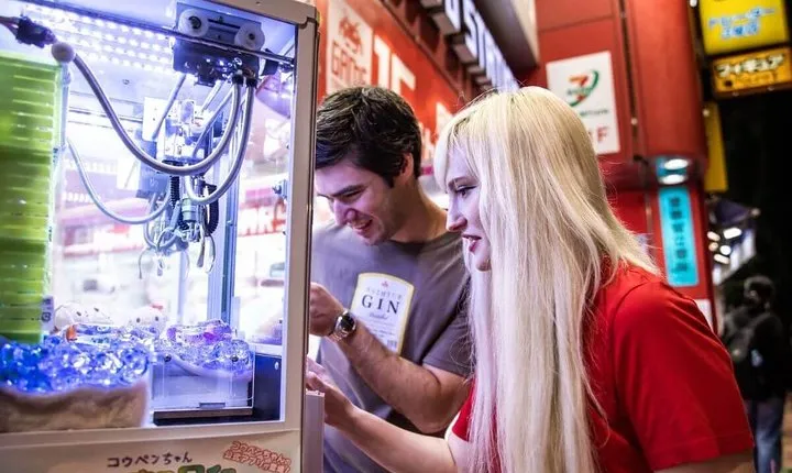 Tokyo Private Off-Beat Tour Hidden Oddities & Icons with a Local