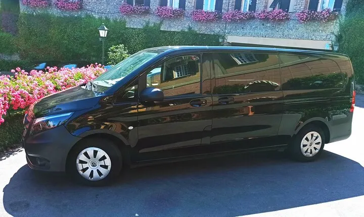 Have fun with private transfer from Florence to the Cinque Terre