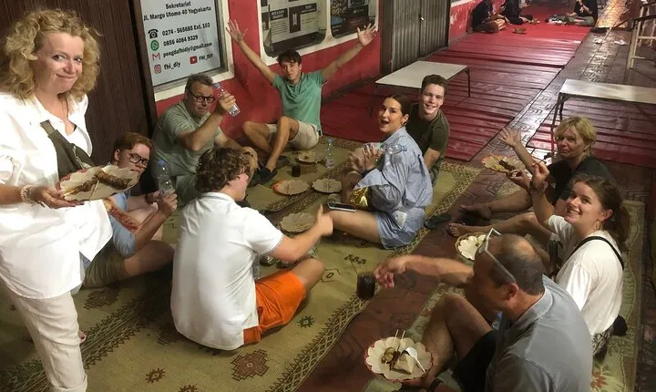 Yogyakarta: Night Culinary and Heritage Private Walking Tour
