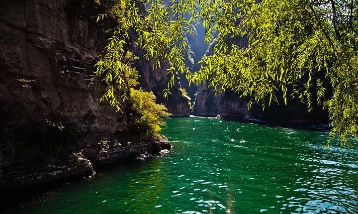 All-Inclusive Private Day Tour to Longqing Gorge and Guyaju Caves
