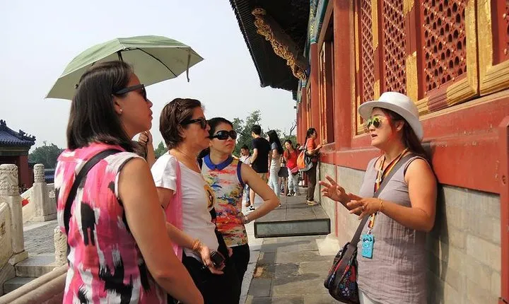 Small Group Beijing Temple of heaven and Summer Palace with Pearl market