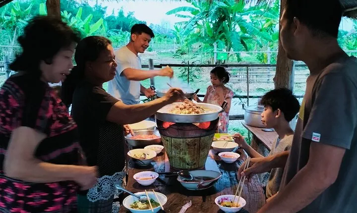 Private Local Food Cooking Class in Chiang Rai