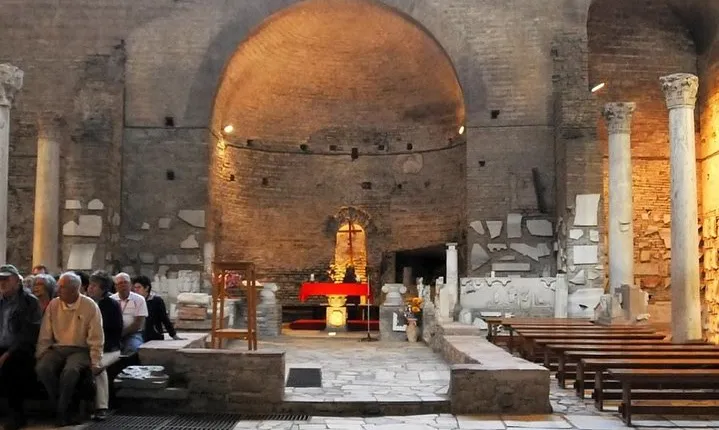 Rome: Small Group Underground Catacombs Tour