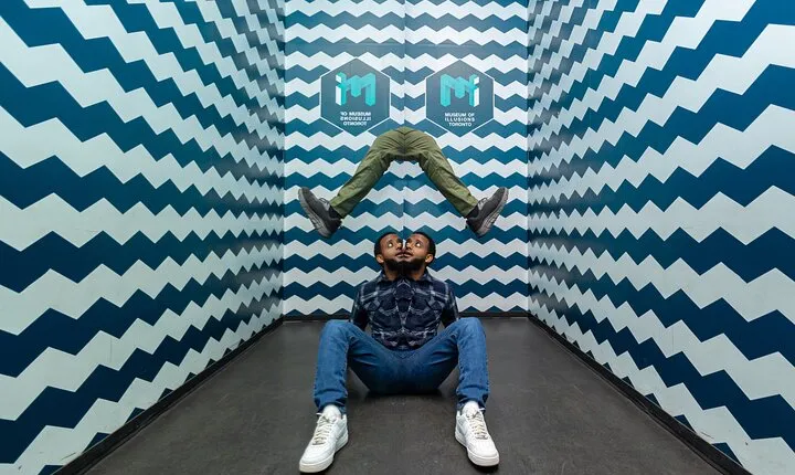 Museum of Illusions Admission in Toronto
