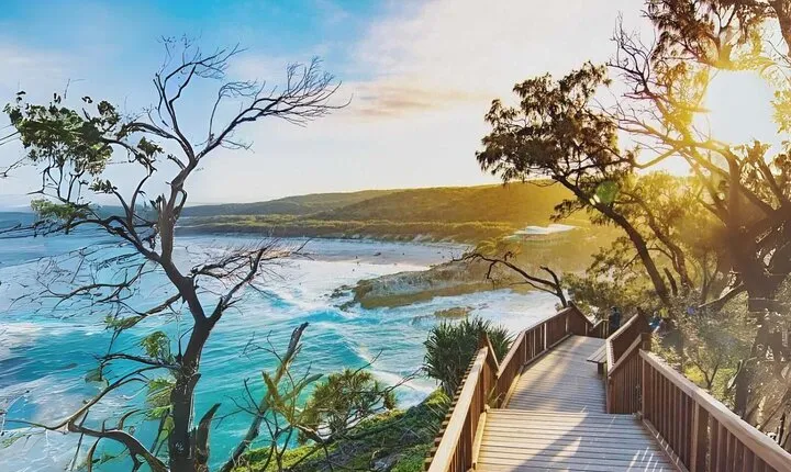 Stradbroke Island Eco Day Trip from Brisbane – Wildlife & Beaches