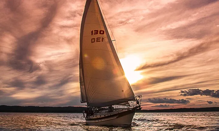 2 Hour Private Sunset Sailing Cruise Aboard Scout