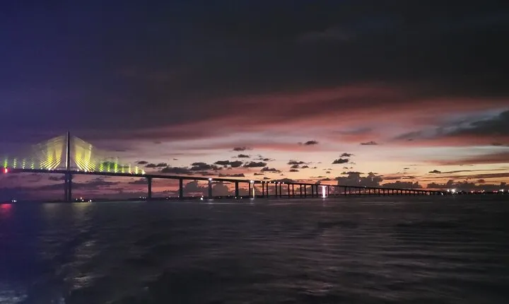 2-Hour Sunset Cruise Tour in St. Petersburg
