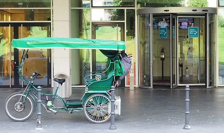 VIP Private Rickshaw Shopping-Culinary-History