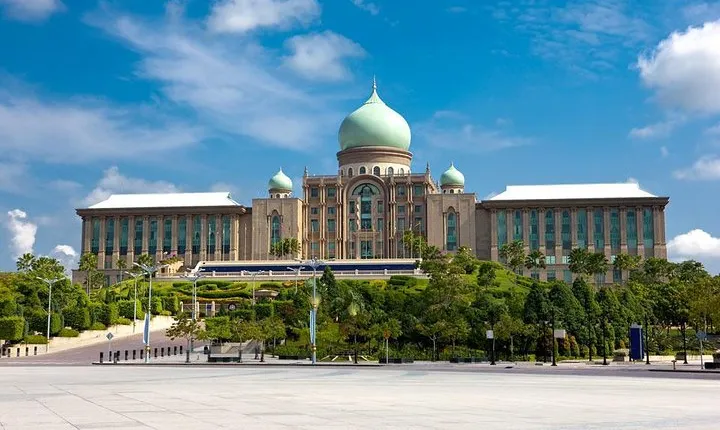 Half-Day Putrajaya City Tour