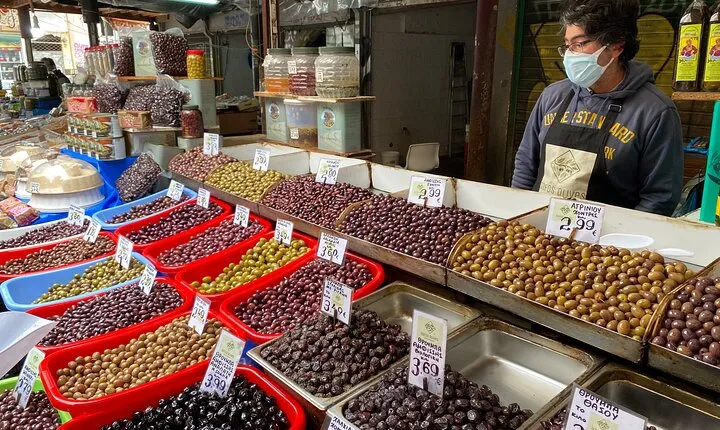 Foodie Walk Tour See the Buzzing Part of Athens and its Delicacies