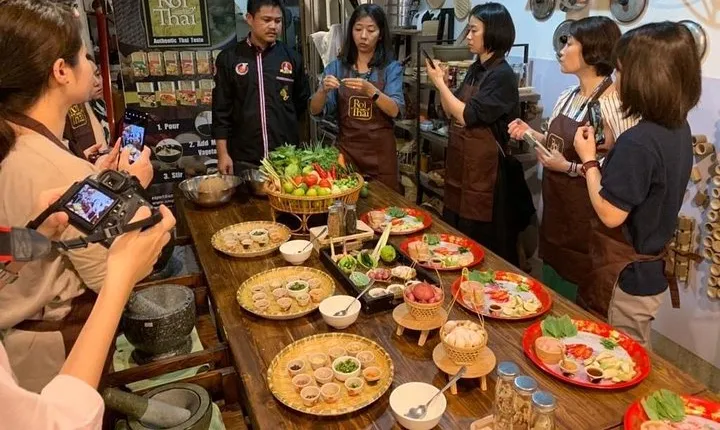 Thai Cooking Class at Tingly Thai Cooking School in Bangkok