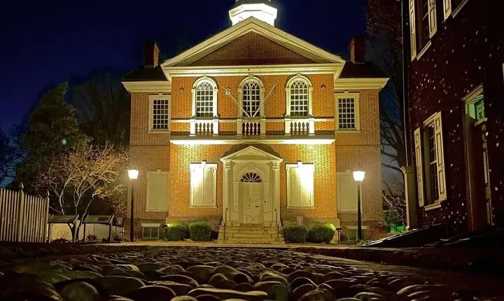 Philadelphia's Haunted History & Ghost Nighttime 1.5 Hour Tour