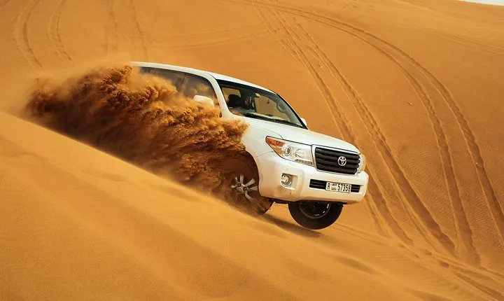 Desert Safari Dubai at Evening with BBQ Dinner