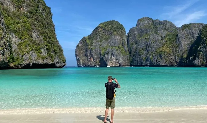 Krabi: Early Bird Phi Phi +4 Islands Tour with Lunch by Speedboat