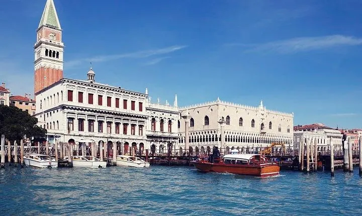 Venice from Rome: Full Day Semi-Private Tour by Fast Train