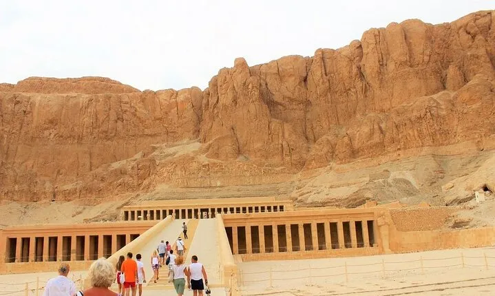 Luxor Small Group from Hurghada - private option available NHF